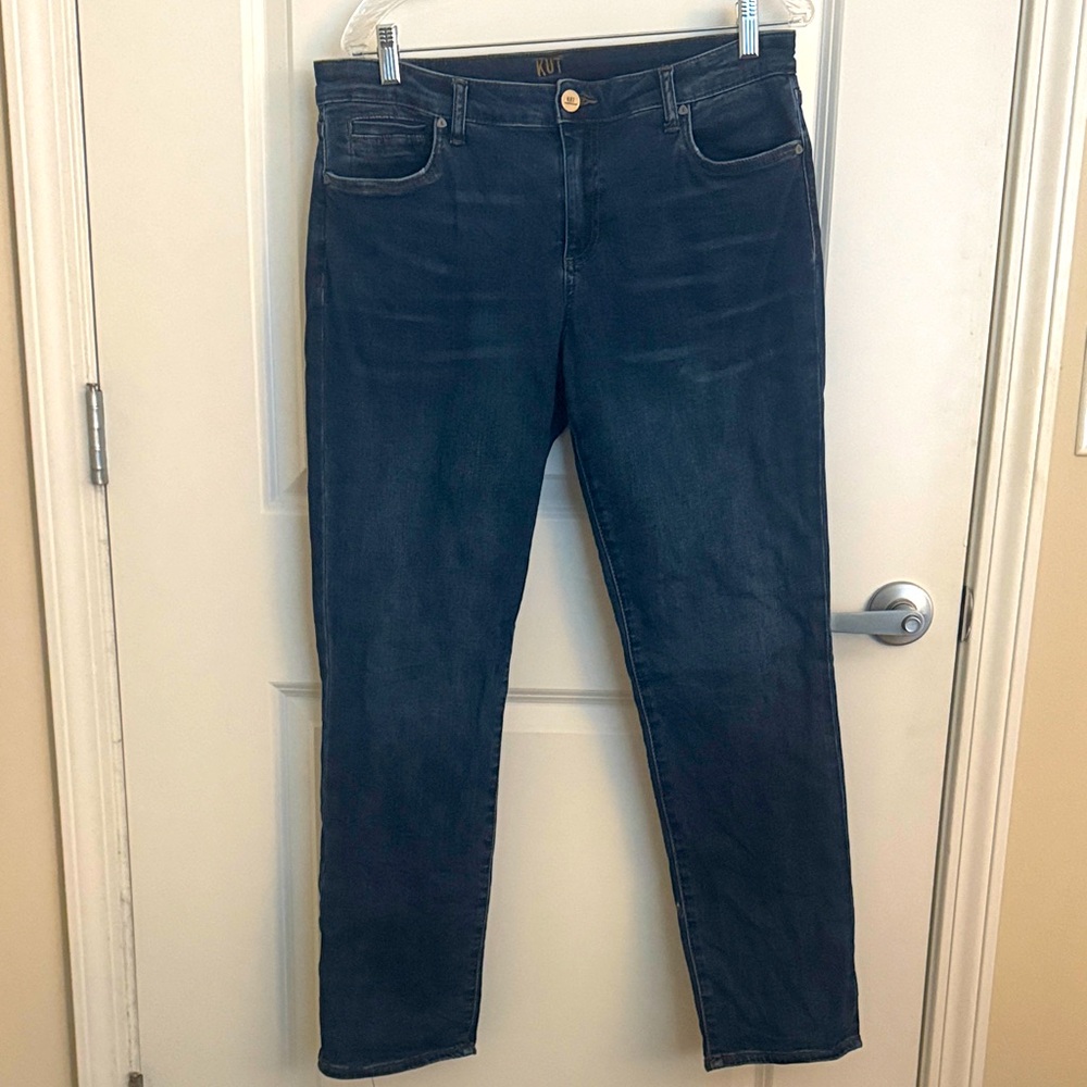 Kut from the Kloth Women's Deep Indigo Straight Leg Jeans- Gently Worn!